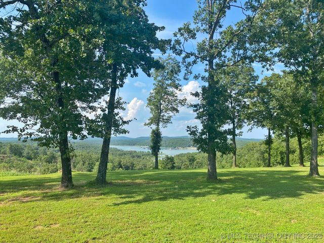 36313 S Red Oak Road, Park Hill, OK 74451