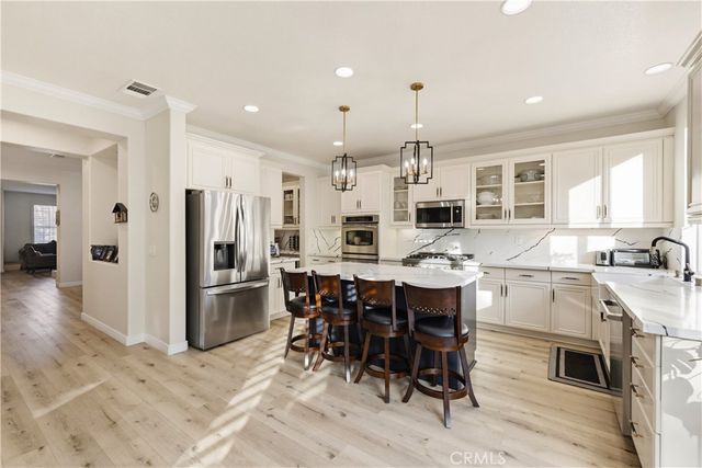 19721 Mathilde Lane, Saugus, CA 91350