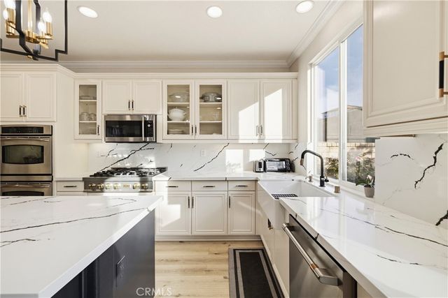 19721 Mathilde Lane, Saugus, CA 91350