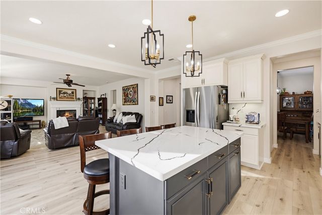 19721 Mathilde Lane, Saugus, CA 91350