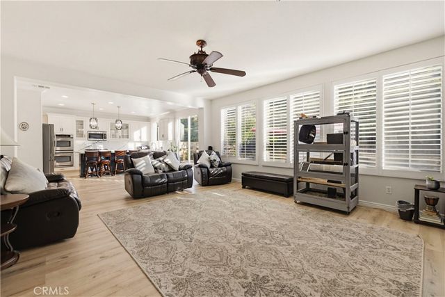 19721 Mathilde Lane, Saugus, CA 91350