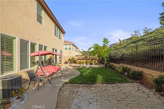 19721 Mathilde Lane, Saugus, CA 91350