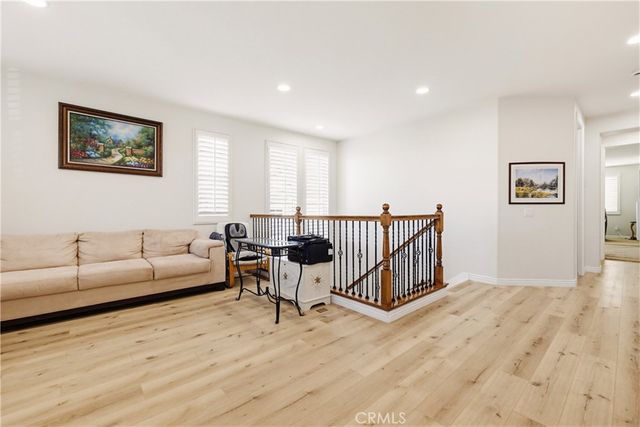 19721 Mathilde Lane, Saugus, CA 91350