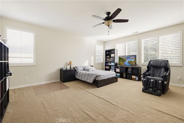 19721 Mathilde Lane, Saugus, CA 91350