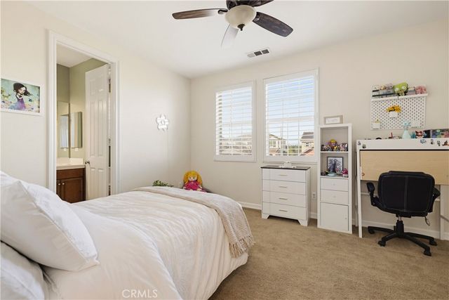 19721 Mathilde Lane, Saugus, CA 91350