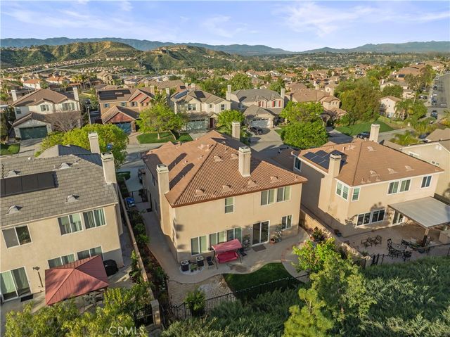 19721 Mathilde Lane, Saugus, CA 91350