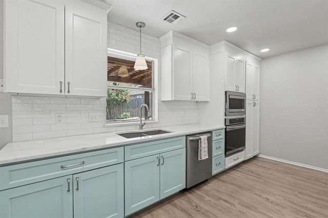 601 NW 172nd Street, Edmond, OK 73012