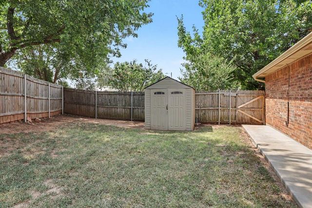 601 NW 172nd Street, Edmond, OK 73012