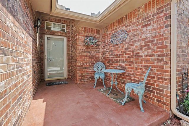 601 NW 172nd Street, Edmond, OK 73012