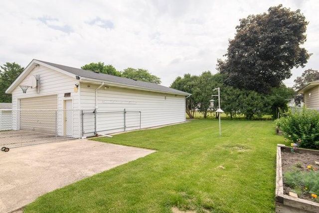 1303 S 9th STREET, Watertown, WI 53094