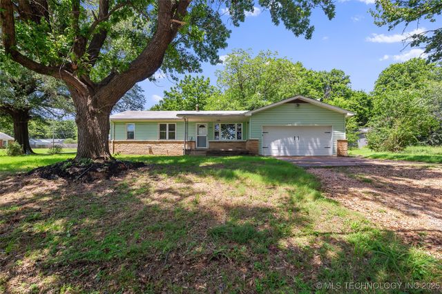 703 N Gertrude Street, Wagoner, OK 74467