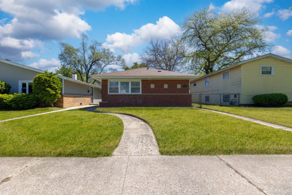 14643 Dante Avenue, Dolton, IL 60419