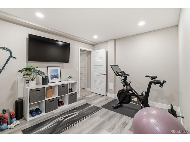 489 Meadowleaf Ln, Highlands Ranch, CO 80126