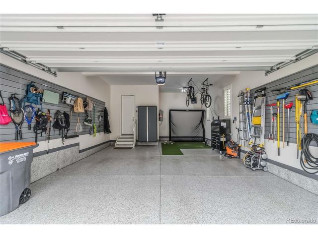 489 Meadowleaf Ln, Highlands Ranch, CO 80126