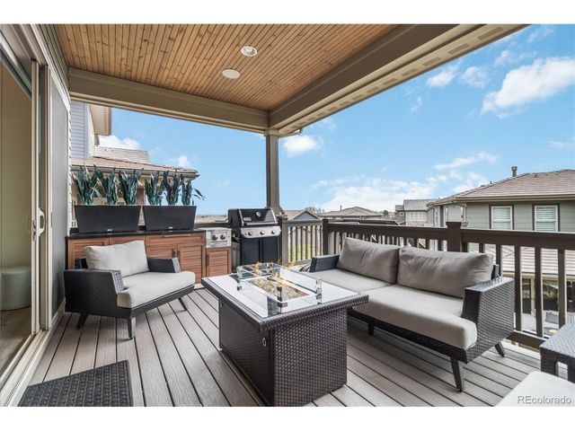 489 Meadowleaf Ln, Highlands Ranch, CO 80126