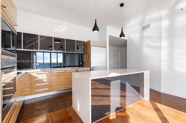 2020 N Bayshore Dr 3510, Miami, FL 33137