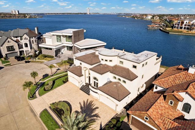 752 Pegasus Lane, League City, TX 77573