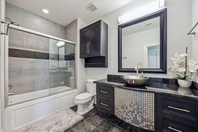 752 Pegasus Lane, League City, TX 77573