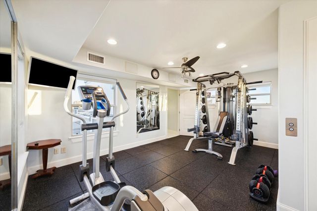 752 Pegasus Lane, League City, TX 77573