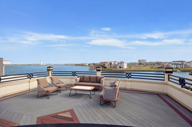 752 Pegasus Lane, League City, TX 77573