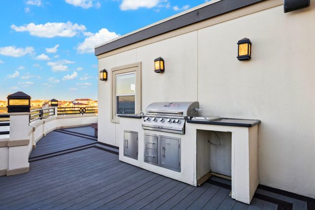 752 Pegasus Lane, League City, TX 77573