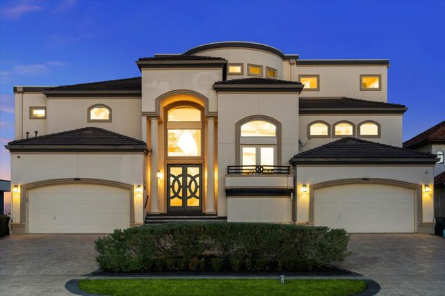 752 Pegasus Lane, League City, TX 77573