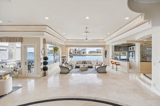 752 Pegasus Lane, League City, TX 77573