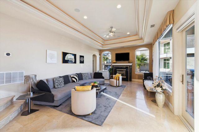 752 Pegasus Lane, League City, TX 77573