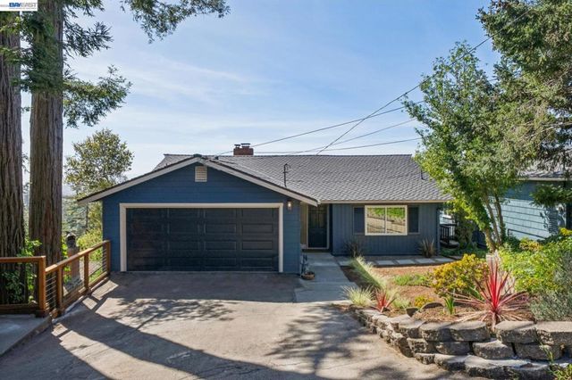 5969 Rincon Dr, Oakland, CA 94611