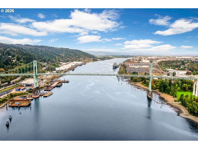 6704 N PITTSBURG Ave, Portland, OR 97203
