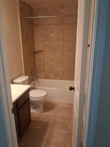 13610 Spectacled Bear Lane, Crosby, TX 77532