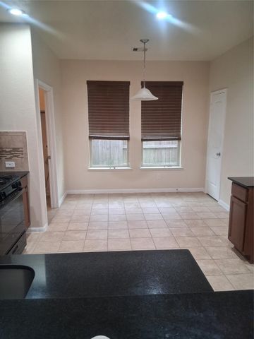 13610 Spectacled Bear Lane, Crosby, TX 77532