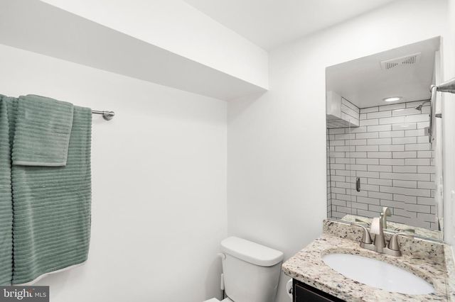114 N PORT ST, Baltimore, MD 21224