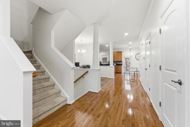 43911 EASTGATE VIEW DR, Chantilly, VA 20152