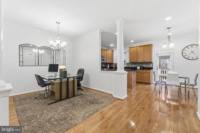 43911 EASTGATE VIEW DR, Chantilly, VA 20152