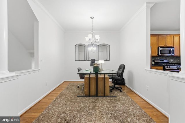 43911 EASTGATE VIEW DR, Chantilly, VA 20152