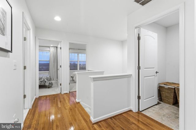 43911 EASTGATE VIEW DR, Chantilly, VA 20152