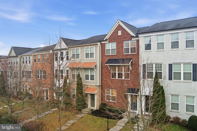 43911 EASTGATE VIEW DR, Chantilly, VA 20152