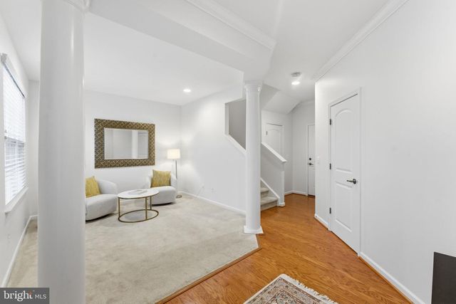 43911 EASTGATE VIEW DR, Chantilly, VA 20152