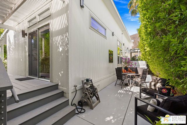 129 Pali Drive, Palm Springs, CA 92264
