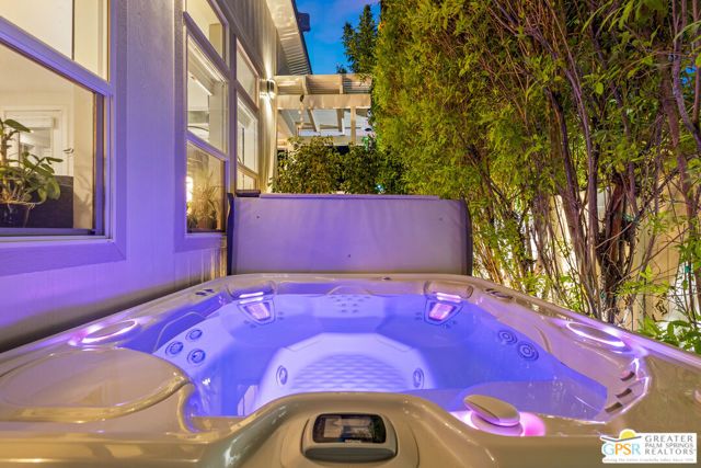 129 Pali Drive, Palm Springs, CA 92264