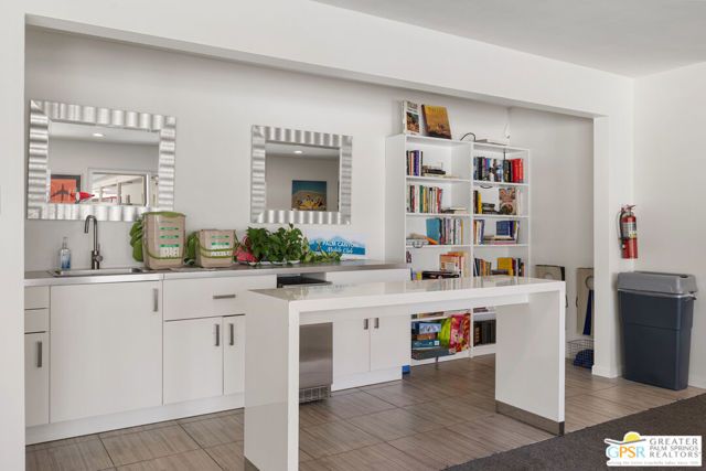 129 Pali Drive, Palm Springs, CA 92264