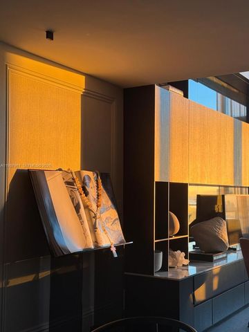 1040 Biscayne Blvd 2202, Miami, FL 33132