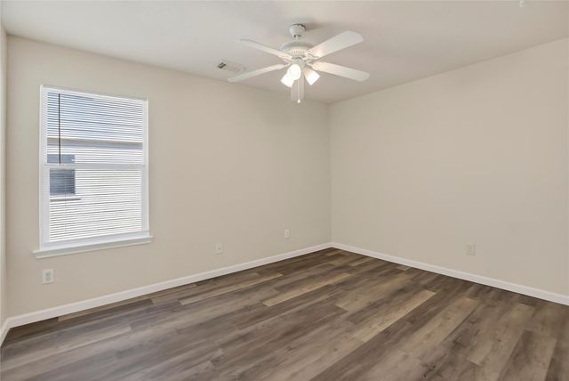 10635 Gold Finch Road, Baytown, TX 77523