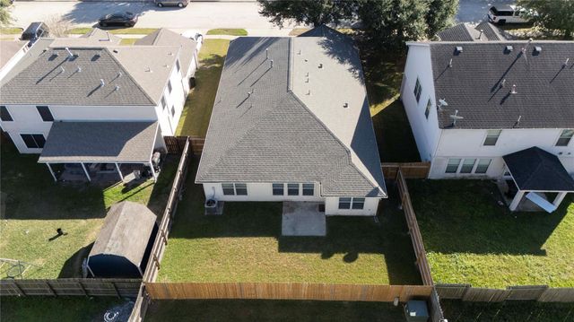 10635 Gold Finch Road, Baytown, TX 77523