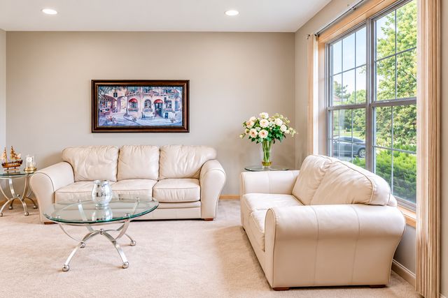9743 Almond Avenue N, Brooklyn Park, MN 55443