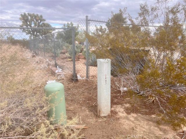 0 Dos Palmas Rd Road, Phelan, CA 92371