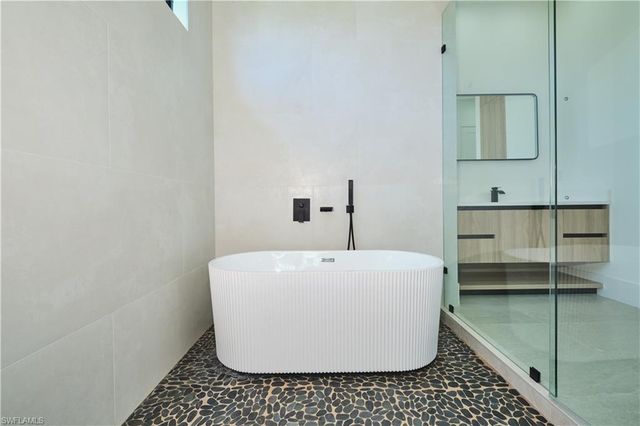 2717 SW 22nd AVE, Cape Coral, FL 33914