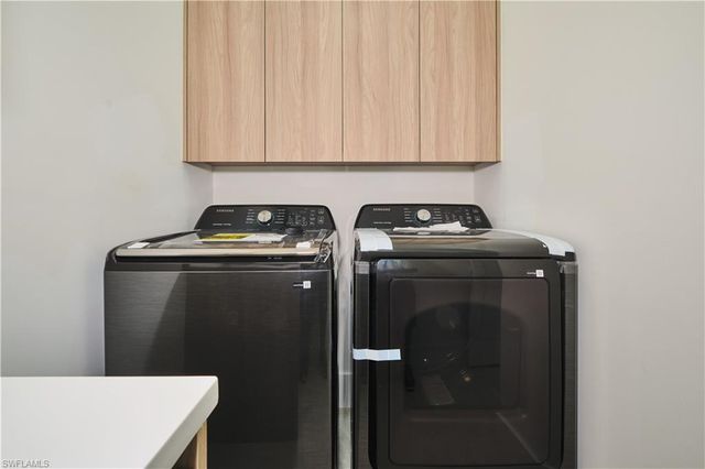 2717 SW 22nd AVE, Cape Coral, FL 33914