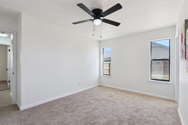 208 SW 32nd Street, Moore, OK 73160